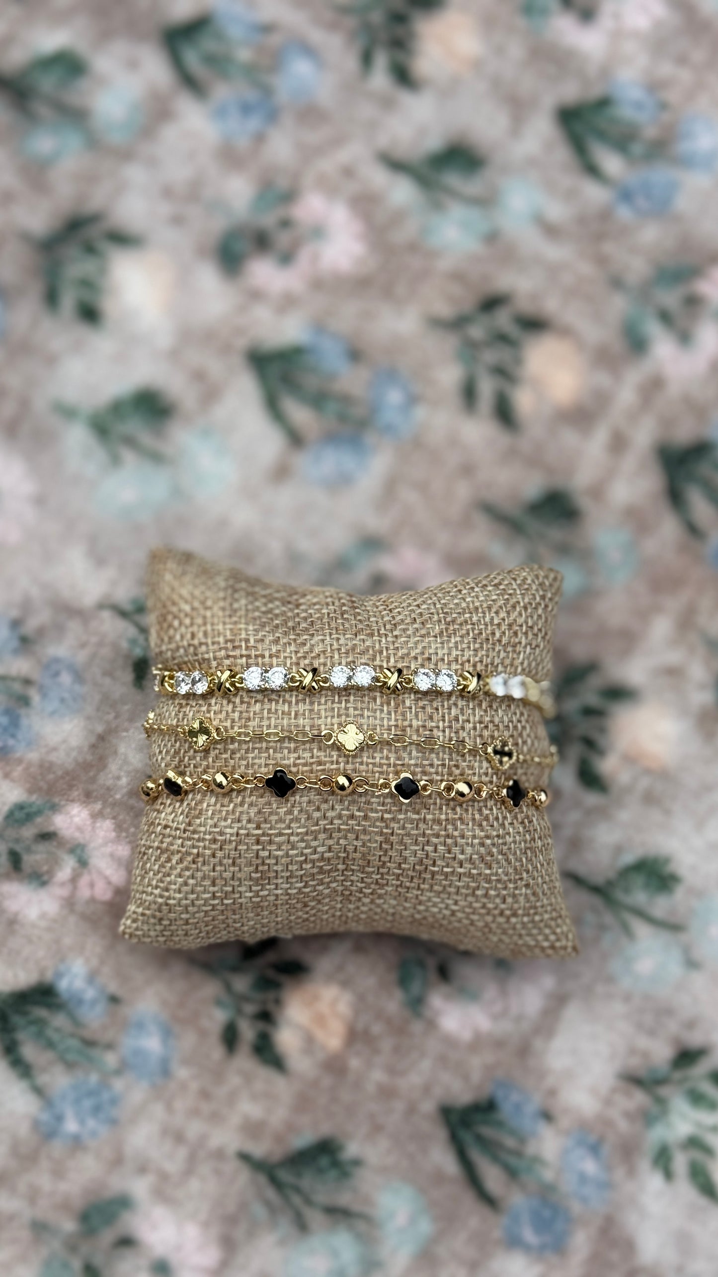 Small Clover Bracelet