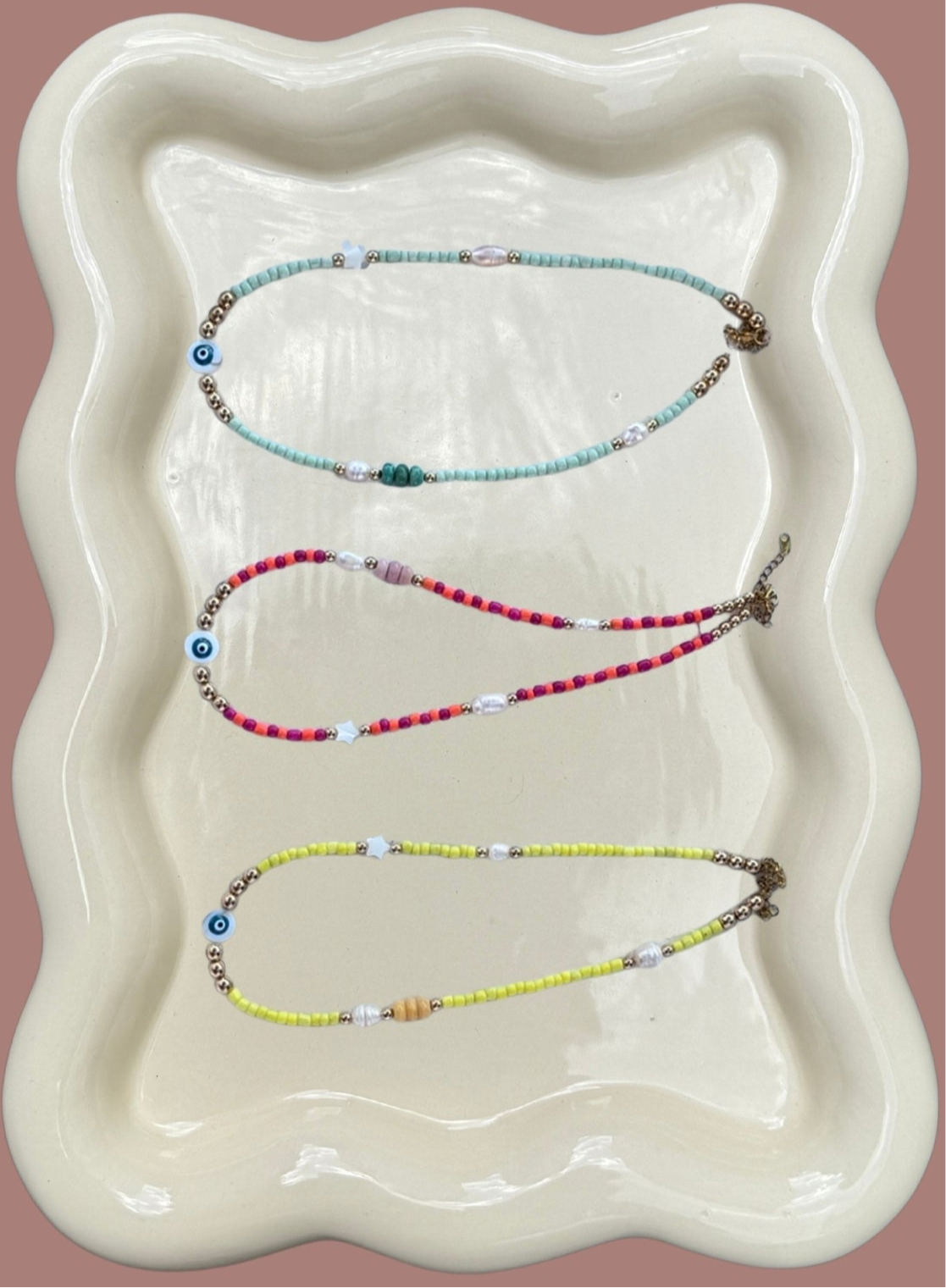 Contrast Necklace