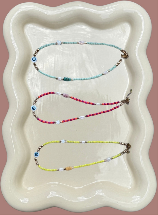 Contrast Necklace