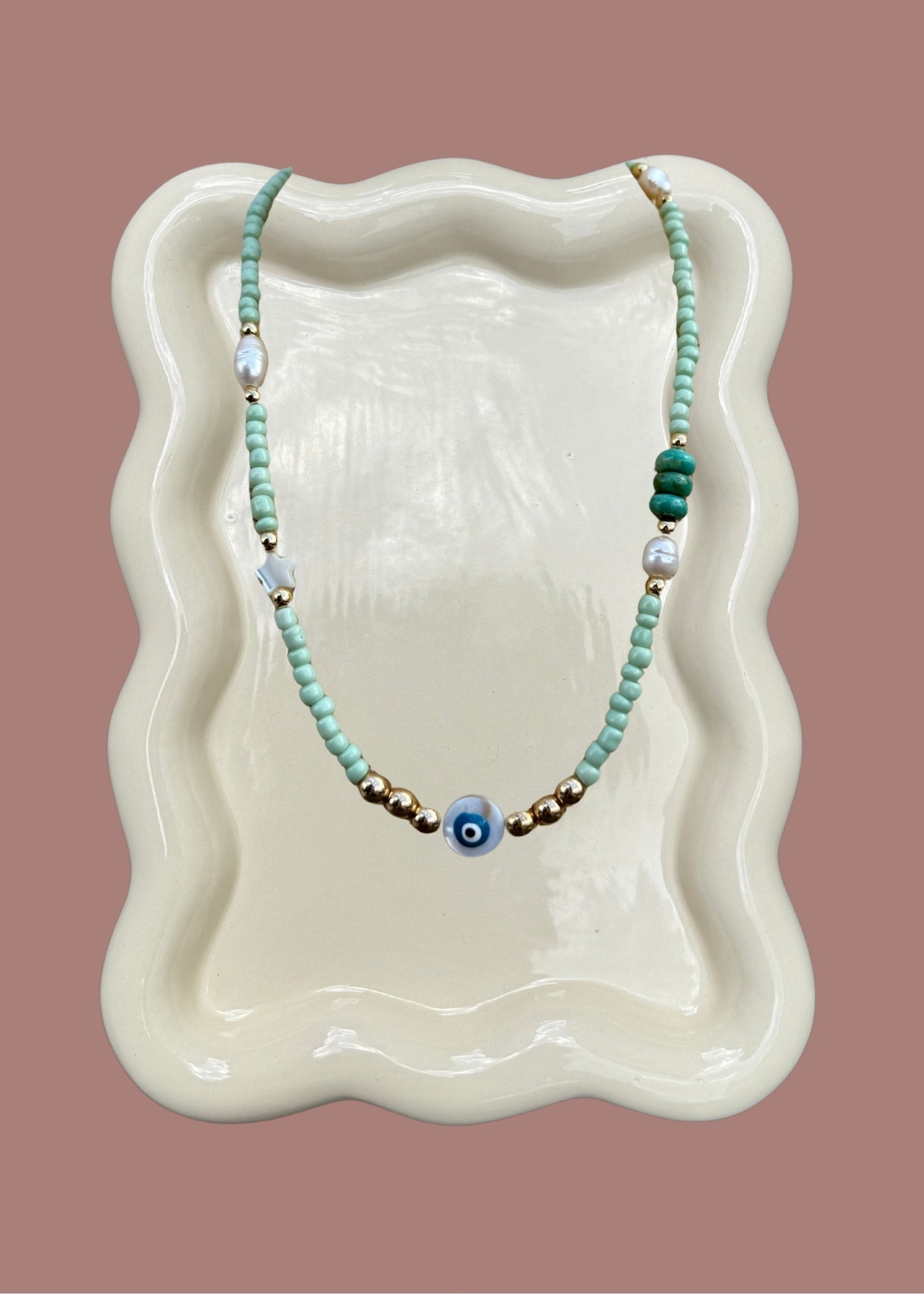 Contrast Necklace