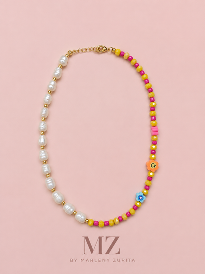 Happy Pearls Necklace