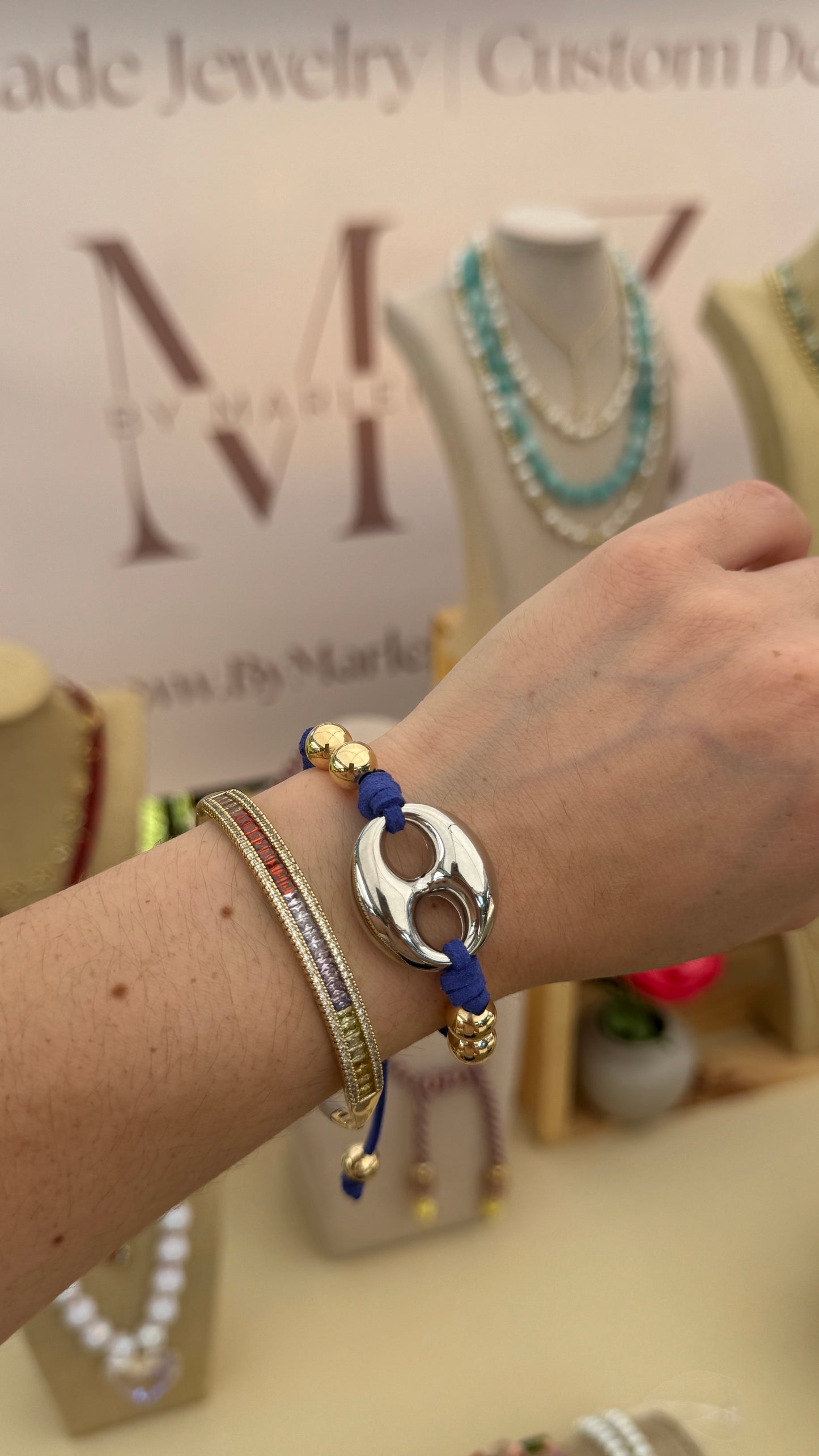 Color Shine Bangle