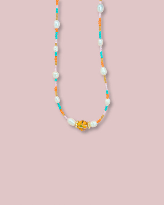 Flower Pearl Necklace