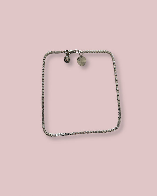 Box Anklet