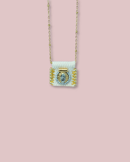 Escapulario Gold Necklace